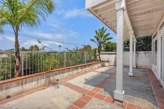 24851 Seagate Dr, Dana Point, CA 92629 - fenced backyard with a patio