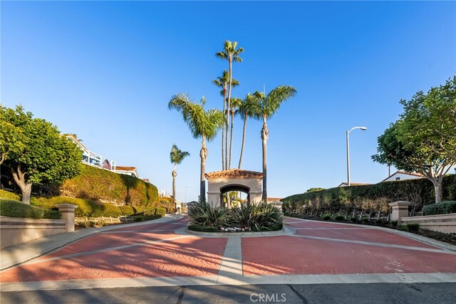 24851 Seagate Dr, Dana Point, CA 92629 - view of decorative street featuring curbs and street lighting