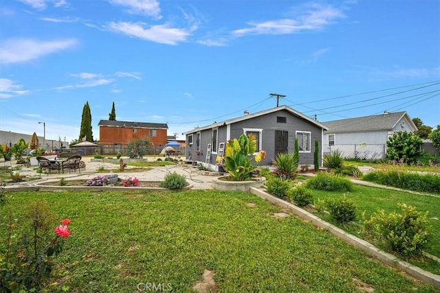 2368 E 107th St, Los Angeles, CA 90002 - view of yard