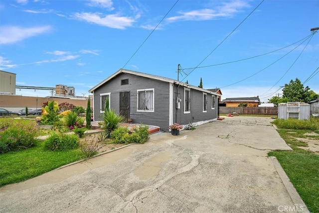 2368 E 107th St, Los Angeles, CA 90002 - view of front of house featuring concrete driveway