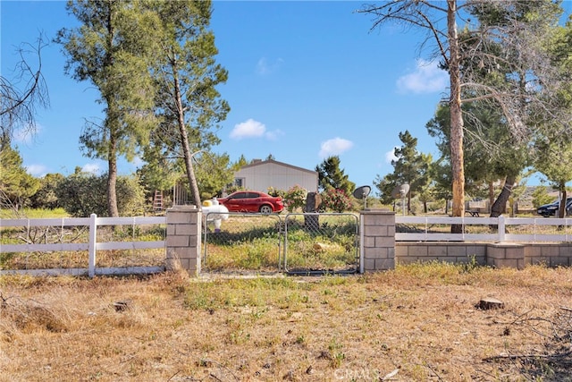 5635 Honeyhill Rd Unit A & B, Oak Hills, CA 92344 - view of yard
