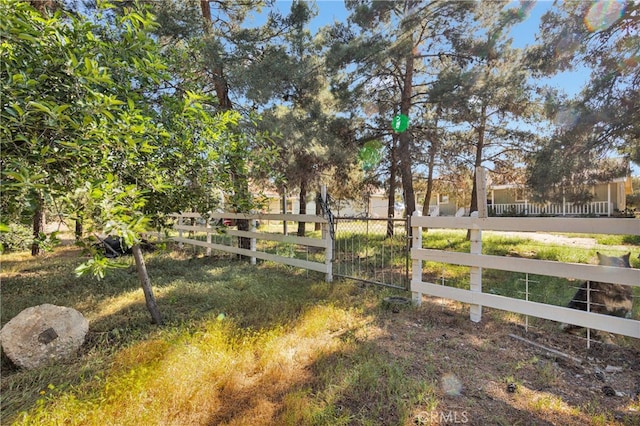 5635 Honeyhill Rd Unit A & B, Oak Hills, CA 92344 - view of yard