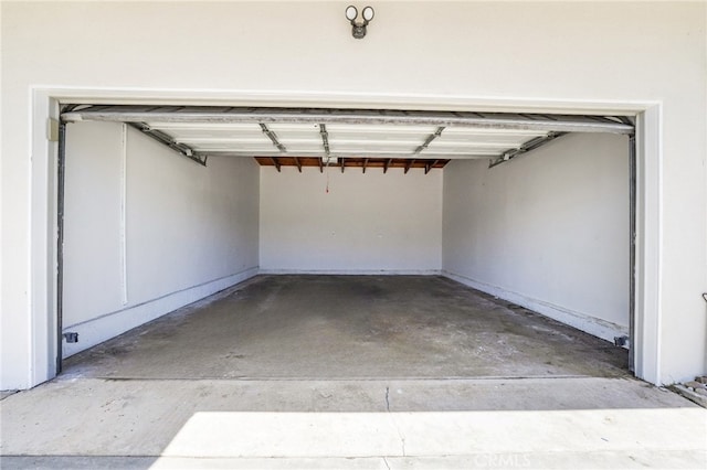 9809 Odessa Ave, North Hills, CA 91343 - view of garage
