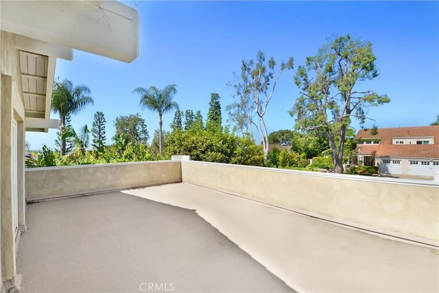 8640 Lindante Dr, Whittier, CA 90603 - balcony with a patio