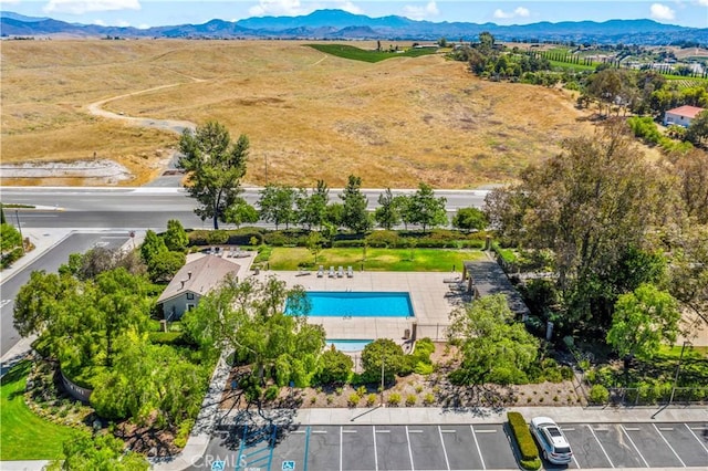 31484 Britton Cir, Temecula, CA 92591 - bird's eye view of a pool and a mountainous background