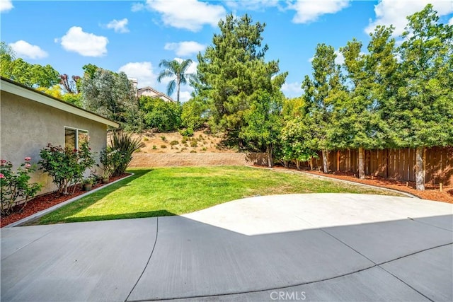 31484 Britton Cir, Temecula, CA 92591 - view of yard featuring a patio area