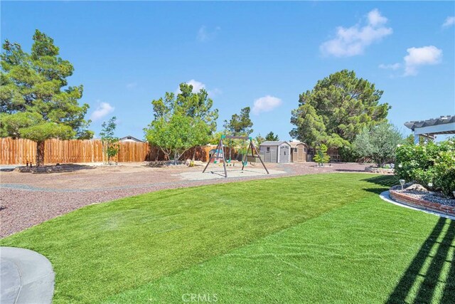 13950 High Falls Trl, Apple Valley, CA 92307 - view of yard