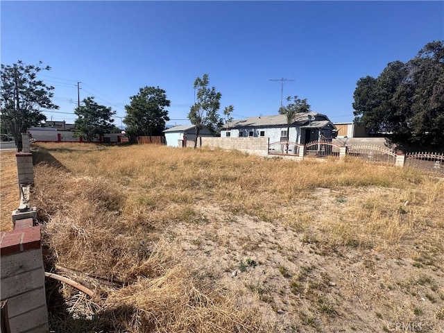 815 Orange Grove Ave, Colton, CA 92324