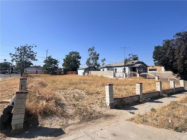 815 Orange Grove Ave, Colton, CA 92324