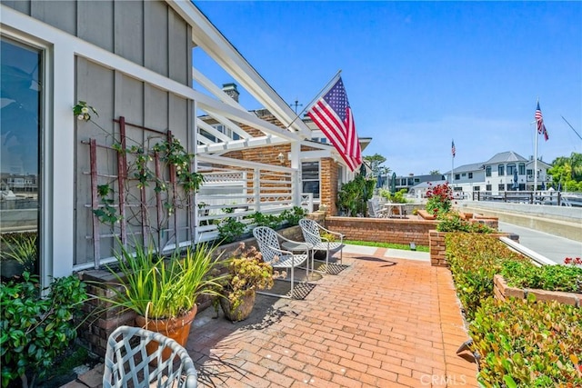 129 N Bay Front, Newport Beach, CA 92662 - view of patio / terrace