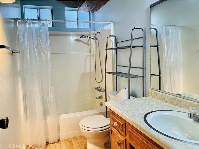 2521 Cedarwood Dr, Pine Mountain Club, CA 93222 - bathroom with shower / bathtub combination with curtain, vanity, toilet, and wood finished floors