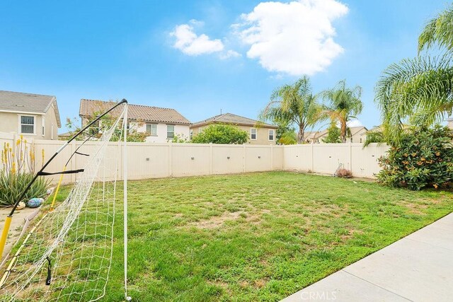 706 Leather Oak Ln, Pomona, CA 91766 - view of yard