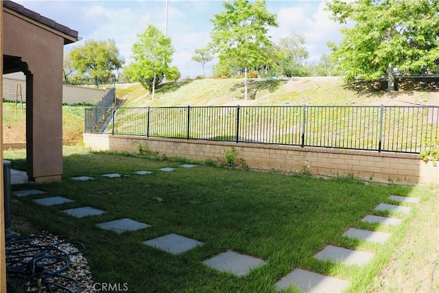 27506 Aster Way, Saugus, CA 91350 - view of yard