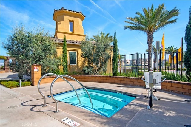 1733 San Eugenio, San Diego, CA 92154 - view of pool with a hot tub