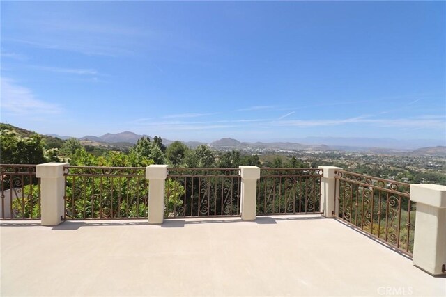 485 Kathleen Dr, Newbury Park, CA 91320 - view of patio / terrace with a mountain view