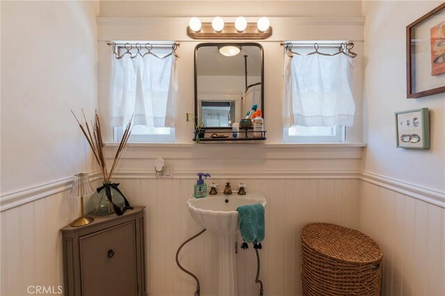 1120 W Chestnut St, Anaheim, CA 92805 - photo 24