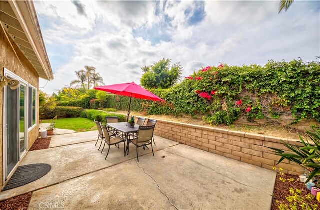 2501 Tiffany Pl, Fullerton, CA 92833 - view of patio / terrace with outdoor dining area