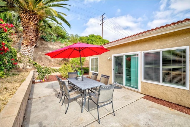 2501 Tiffany Pl, Fullerton, CA 92833 - view of patio / terrace with outdoor dining space