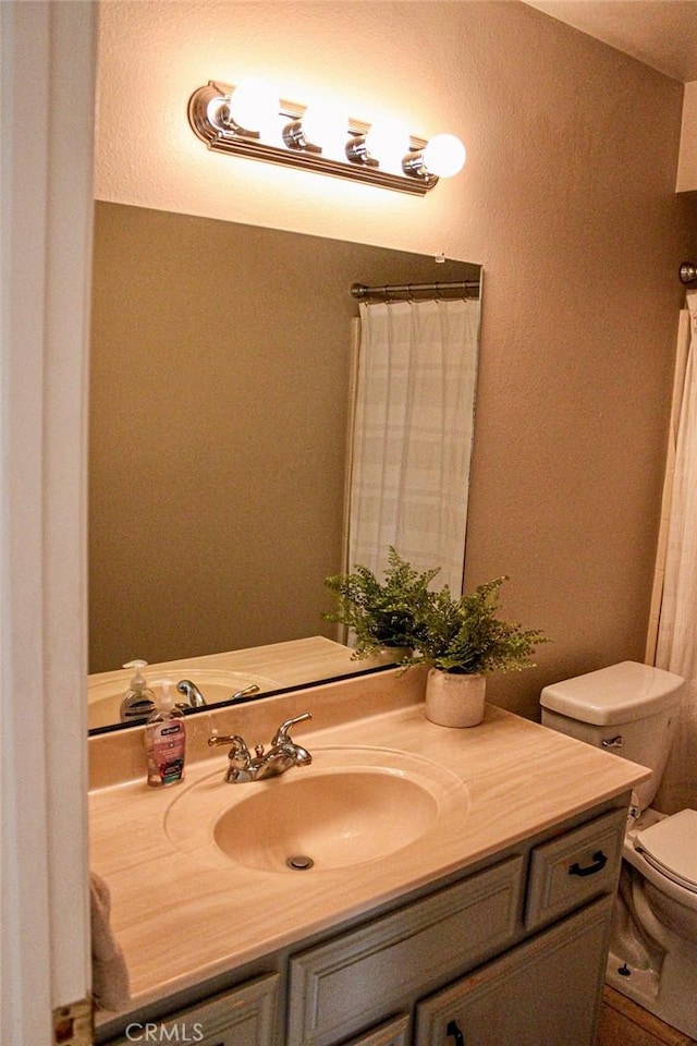 915 Moran Ct, Paso Robles, CA 93446 - bathroom with vanity and toilet