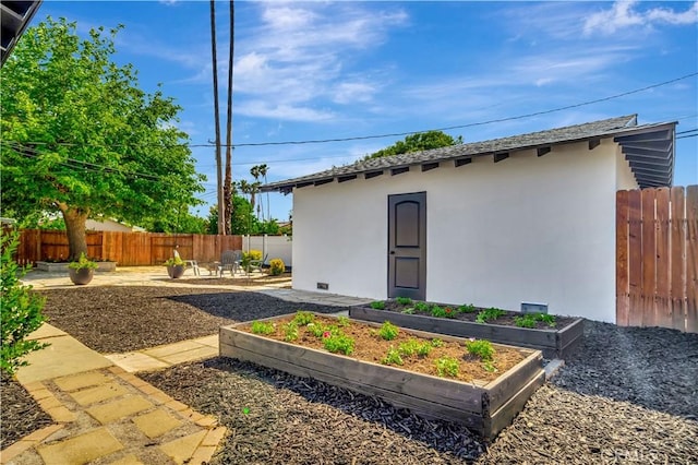 7741 Shoup Ave, West Hills, CA 91304 - view of outdoor structure featuring a vegetable garden