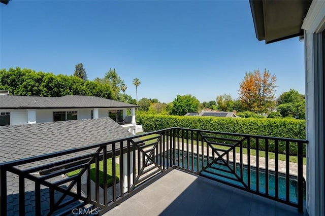 20701 Dumont St, Woodland Hills, CA 91364 - view of balcony
