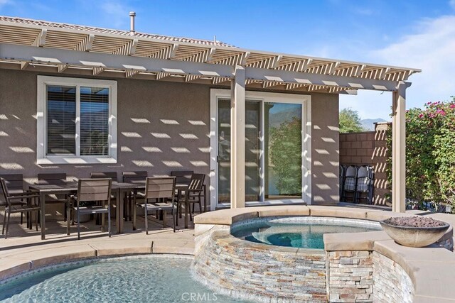 84250 Tramonto Way, Indio, CA 92203 - view of swimming pool featuring an in-ground hot tub, a pergola, and a patio area