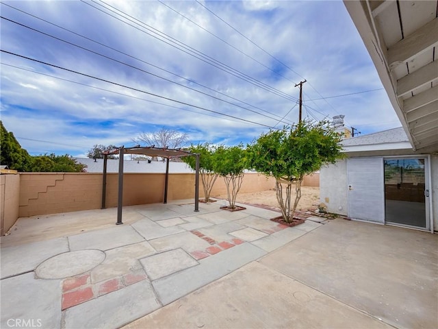 45431 Sancroft Ave, Lancaster, CA 93535 - fenced backyard featuring a patio area