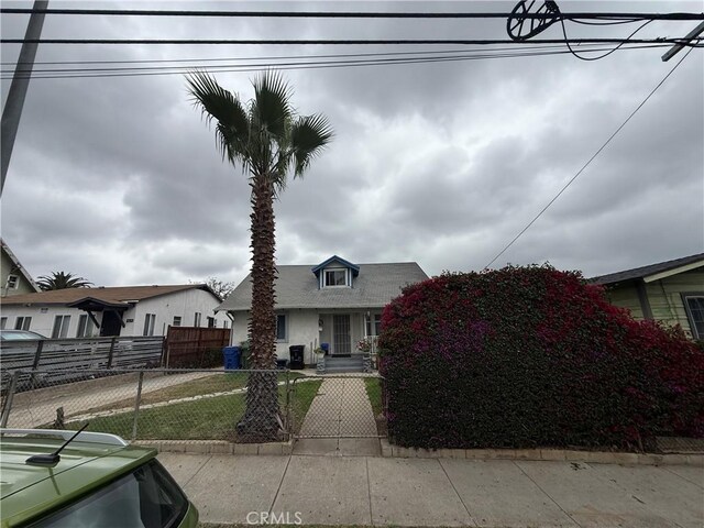 415417 Euclid Ave, Los Angeles, CA 90063 - view of front of house