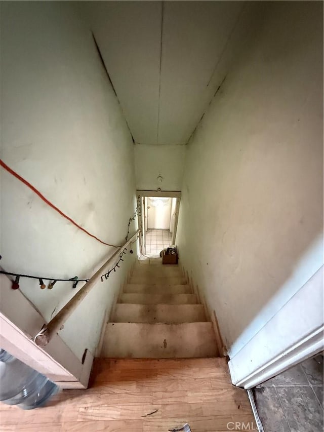 415417 Euclid Ave, Los Angeles, CA 90063 - stairway featuring wood finished floors