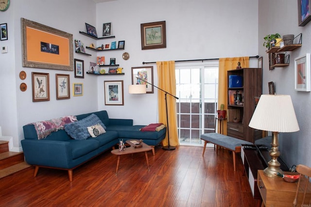 1523 E Windsor Rd Unit 105B, Glendale, CA 91205 - living room with wood finished floors and baseboards