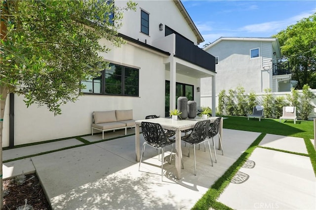 4634 Vesper Ave, Sherman Oaks, CA 91403 - view of patio featuring outdoor dining area