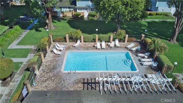 16387 De Anza Cir Unit Ci60, Huntington Beach, CA 92649 - community pool with a patio