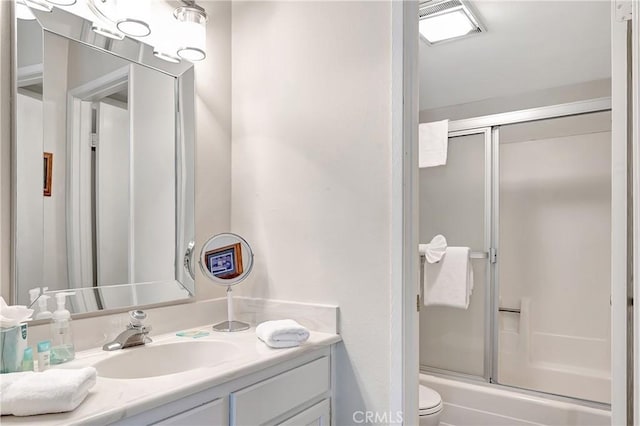 261 Lakeview Blvd Unit 54, Mammoth Lakes, CA 93546 - bathroom featuring vanity and bath / shower combo with glass door