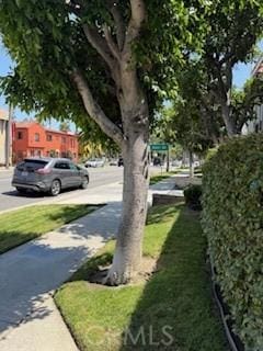 2208 N N Broadway Unit 33, Santa Ana, CA 92706 - view of home's community