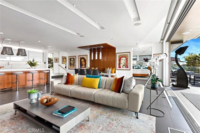 1088 Del Mar Ave, Laguna Beach, CA 92651 - view of living room