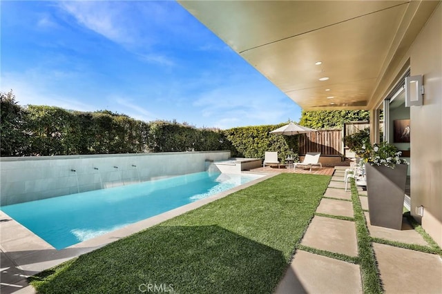1088 Del Mar Ave, Laguna Beach, CA 92651 - view of swimming pool with a patio area