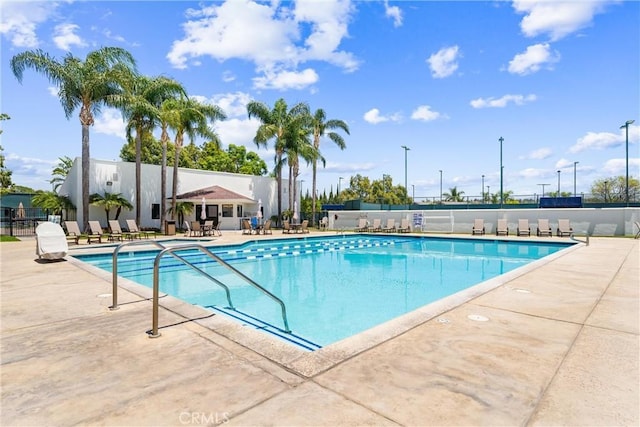 6421 Acacia Hill Dr, Yorba Linda, CA 92886 - community pool with a patio area