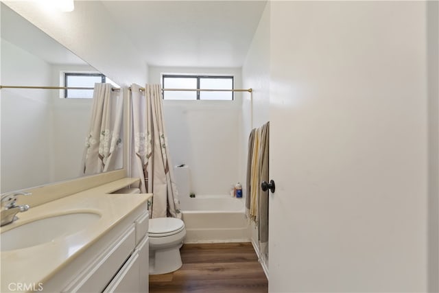 819 Shade Tree Ln, Fallbrook, CA 92028 - bathroom featuring toilet, vanity, wood finished floors, and shower / bath combo