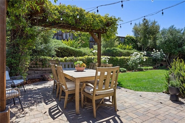 3207 Daisy Ln, San Luis Obispo, CA 93401 - view of patio / terrace with outdoor dining space