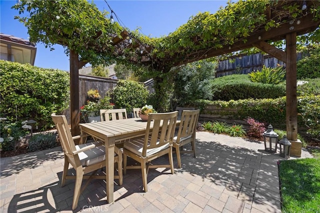 3207 Daisy Ln, San Luis Obispo, CA 93401 - fenced backyard featuring outdoor dining space and a patio