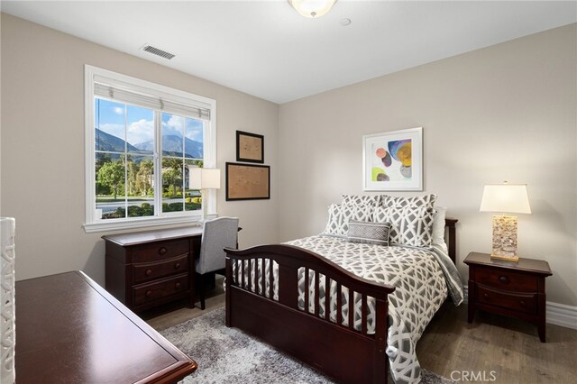 4160 New Hampshire Ave, Claremont, CA 91711 - bedroom featuring wood finished floors and baseboards