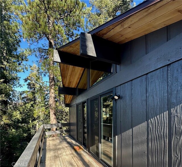 2484 Pine Dr, Running Springs, CA 92382 - view of deck