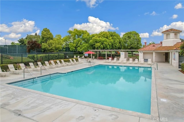 43650 Buckeye Rd, Temecula, CA 92592 - community pool featuring a patio