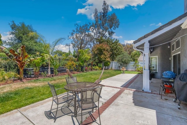 43650 Buckeye Rd, Temecula, CA 92592 - view of patio with outdoor dining space