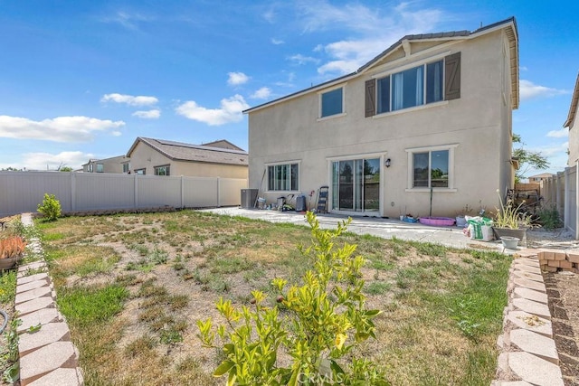 30536 Astoria Ln, Murrieta, CA 92563 - rear view of property with a patio, stucco siding, and a fenced backyard