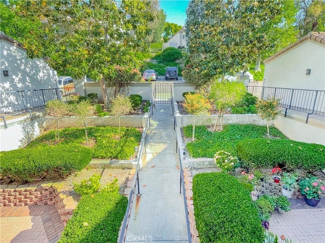 3438 Bahia Blanca W Unit B, Laguna Woods, CA 92637 - fenced yard featuring a gate