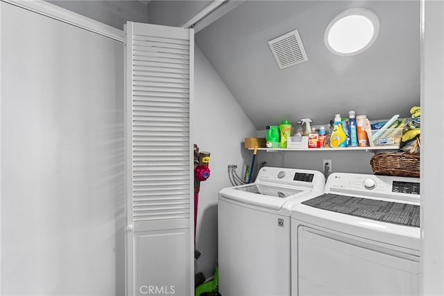 22565 Pecan Pl, Saugus, CA 91390 - washroom featuring washing machine and dryer