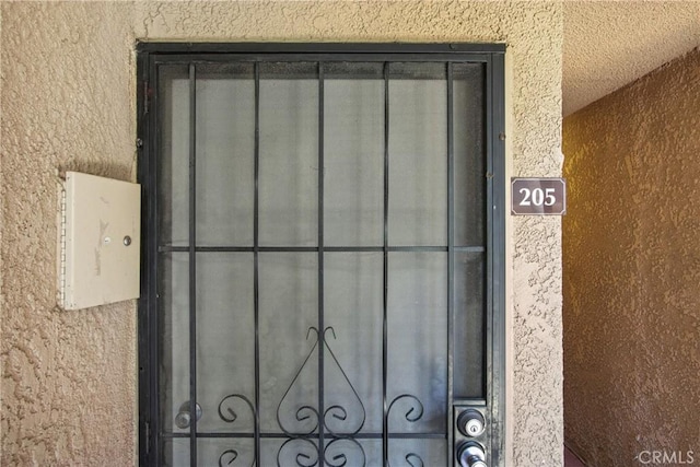 1450 Locust Ave Unit 205, Long Beach, CA 90813 - exterior view of stucco siding