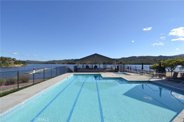 8209 Woody Point Ln, Bradley, CA 93426