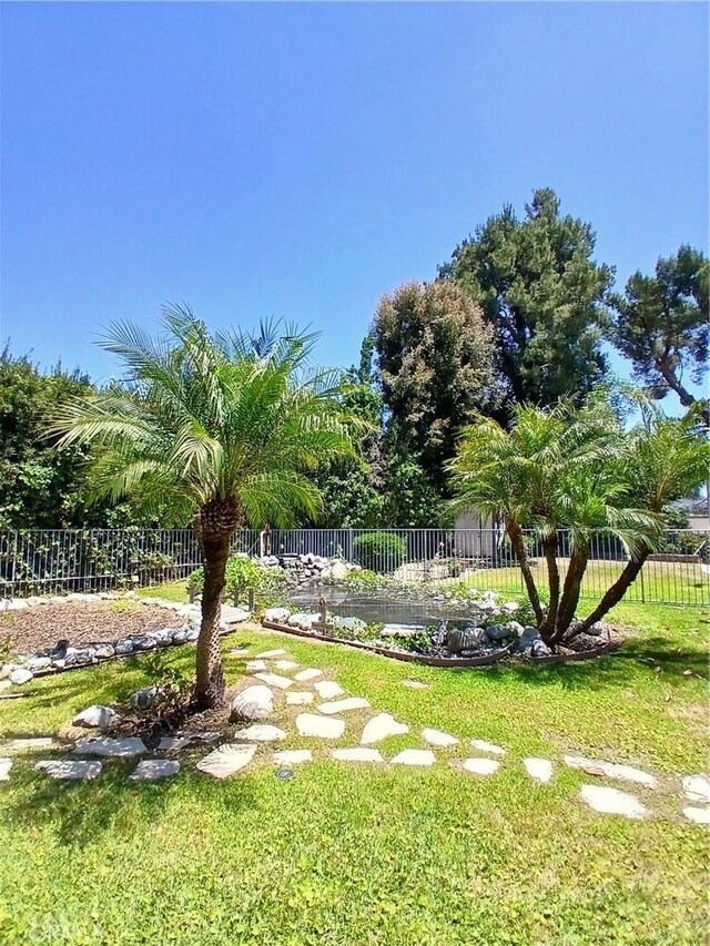 8184 Cielo Vista Dr, Whittier, CA 90605 - photo 14